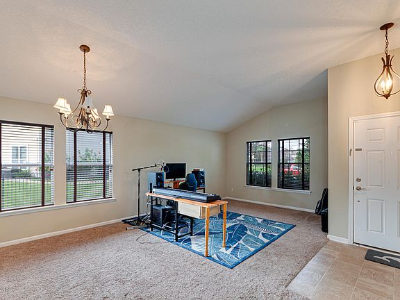 3rd image of 14170 Devan Lee Dr W