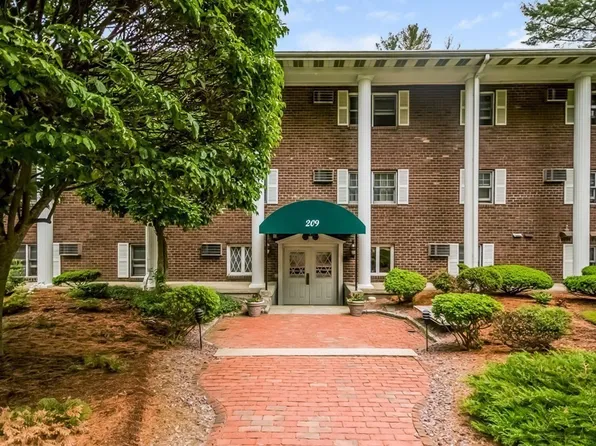 209 Great Rd APT A4, Acton, MA 01720