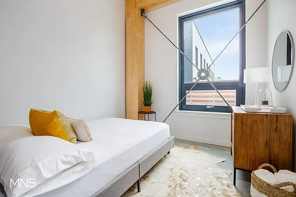 Rented by MNS Marketing | media 51