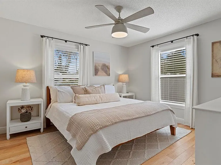 326 S Lime Ave — Photo 27