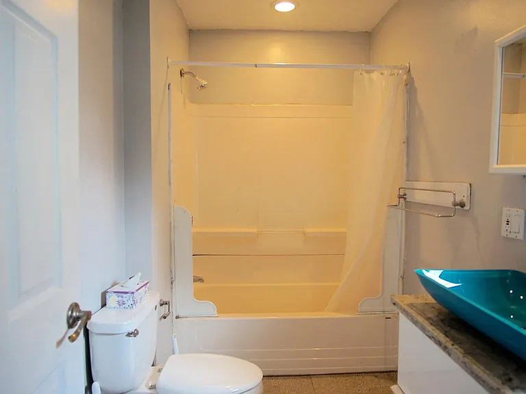 14 Africa St #2 — Photo 28