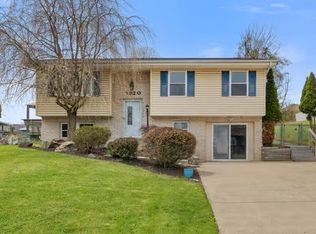 3920 Snowden Rd, South Park, PA 15129