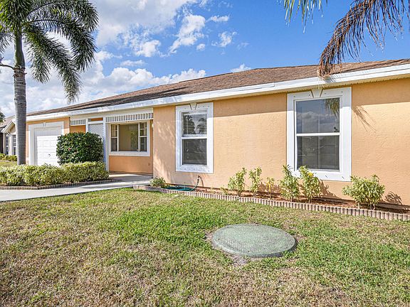 5th image of 737 NW Biscayne Dr