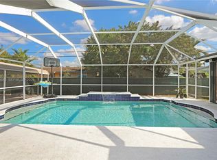 3825 SW 125th Ave, Miami, FL 33175