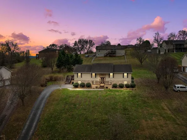 520 Stellar Ct, Kodak, TN 37764