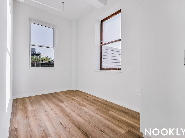 619 Throop Ave #3H — Photo 11