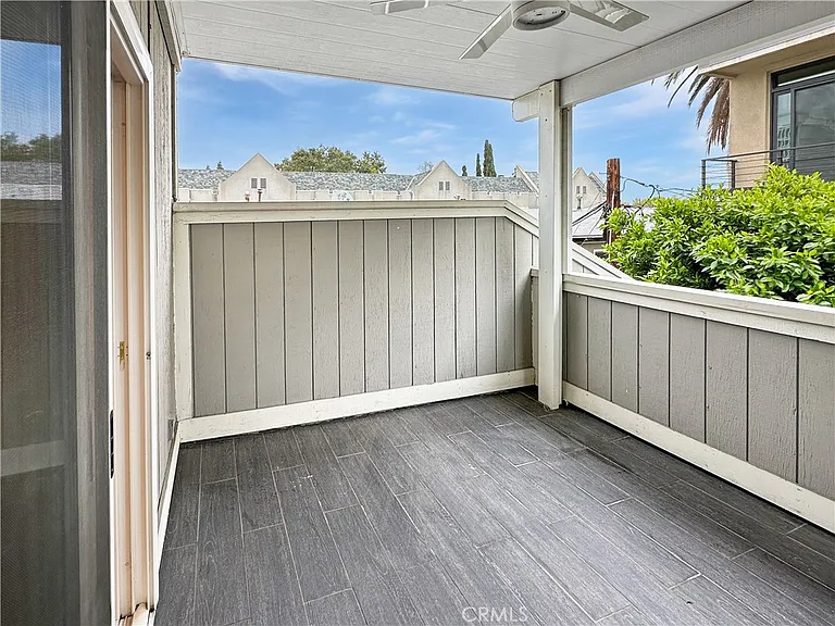 965 E Del Mar Blvd #6 — Photo 17