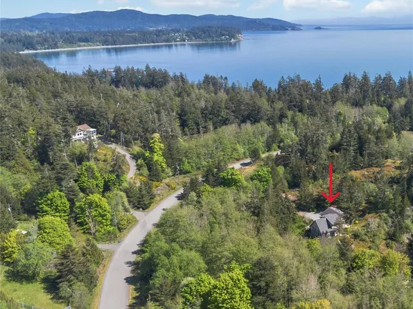 7827 Dalrae Pl, Capital, BC V9Z 0R1