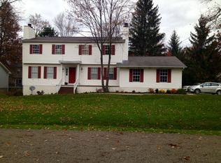 3001 Lee St NW, North Canton, OH