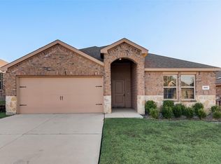 968 English Dr, Aubrey, TX 76227