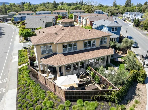 101 Grayson Way, Healdsburg, CA 95448