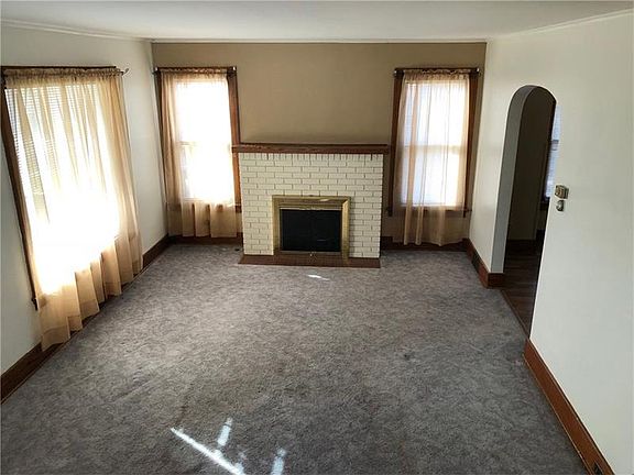 3rd image of 10 Shady Ave