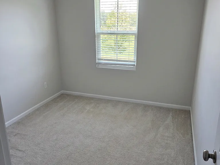 1551 Purrington Ln — Photo 11
