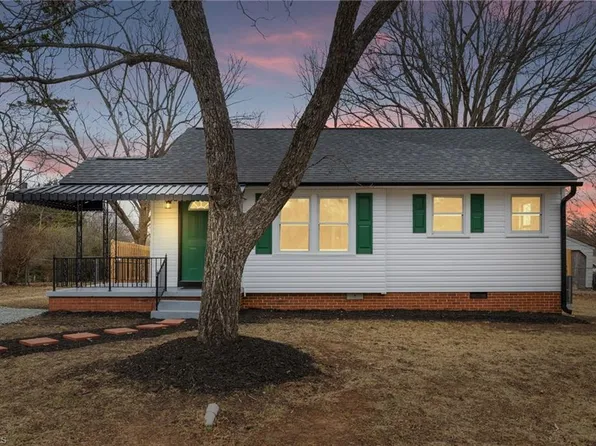 516 Delaware Ave, Burlington, NC 27217