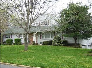 72 Four Winds Dr, Middletown, NJ 07748