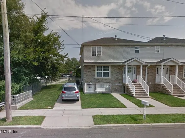 3 Mann Ave, Staten Island, NY 10314