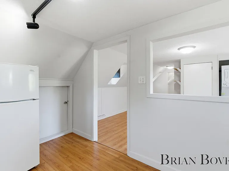 6480 Belmont Ave NE #UP — Photo 3