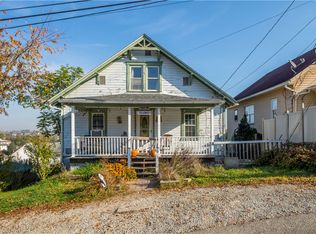 135 Bellevue St, Washington, PA 15301