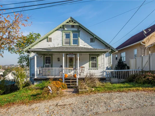 135 Bellevue St, Washington, PA 15301