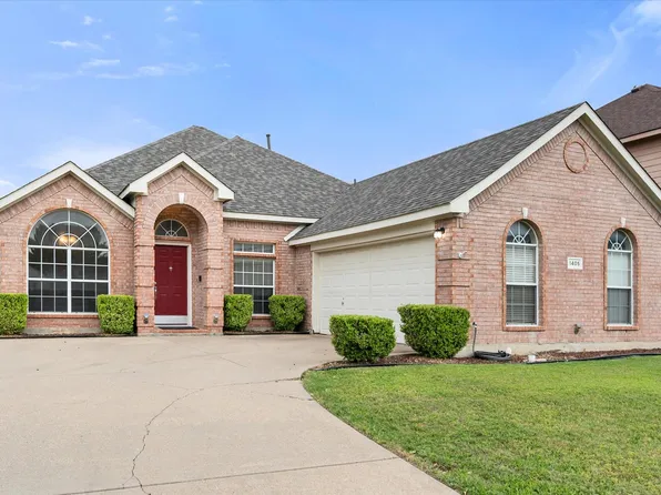 1405 Brighton Dr, Mansfield, TX 76063