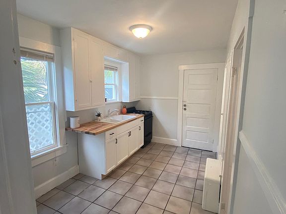4th image of 633 7th Ave #3