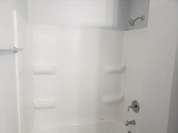 703 Bittersweet Ln, New Lenox, IL 60451