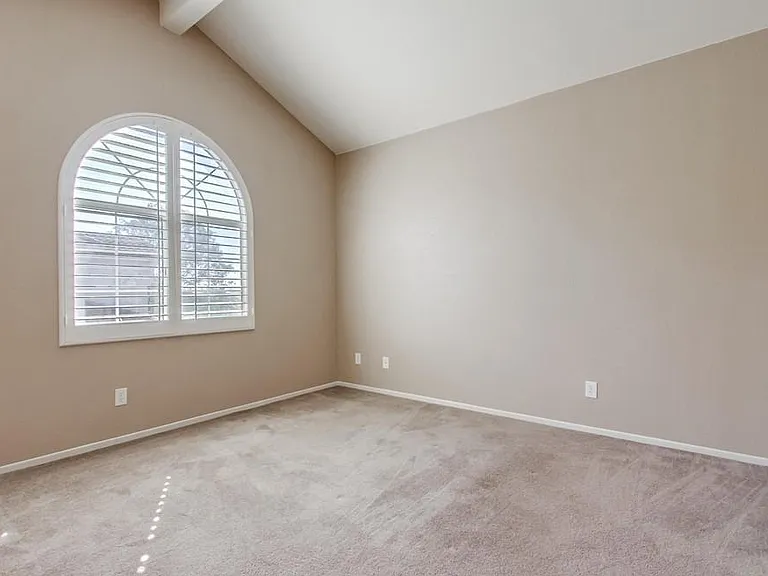 1879 Matin Cir #140 — Photo 26