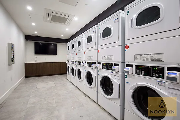 Rented by Nooklyn NYC LLC | media 29