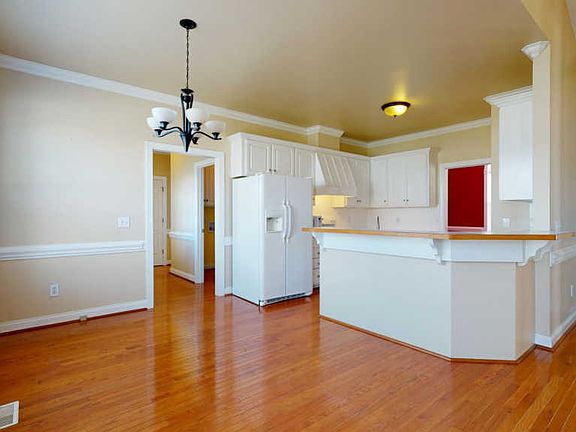 2nd image of 2133 Winder Dr
