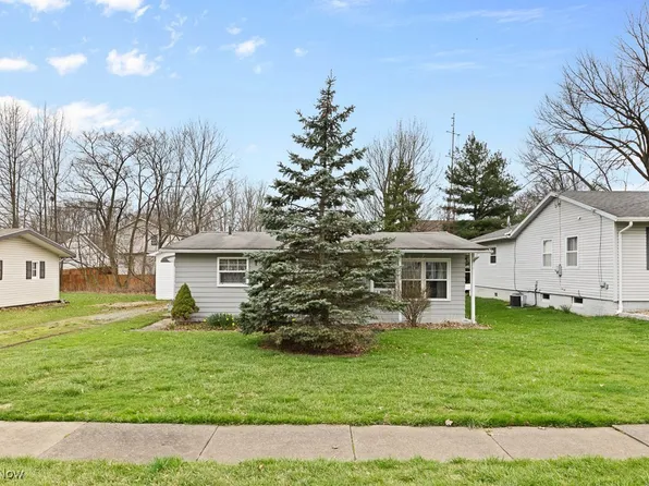 2463 Center Ave, Alliance, OH 44601