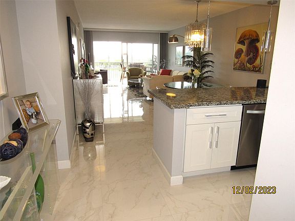 4th image of 3050 N Palm Aire Drive #806