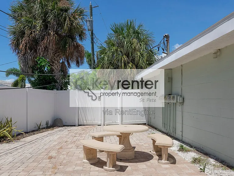 9040 Blind Pass Rd #B1 — Photo 31