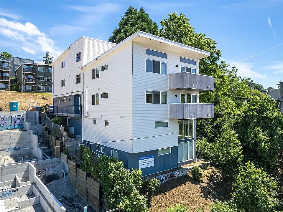 3402 15th Ave W #3