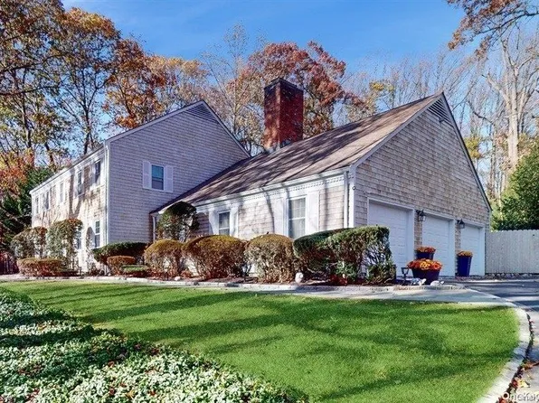 30 Hitherbrook Road, Head Of The Harbor, NY 11780