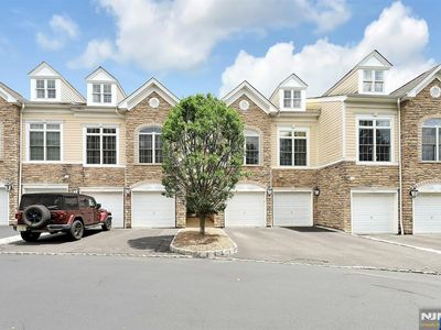 4 Sweeney Ct, Montvale, NJ, 07645