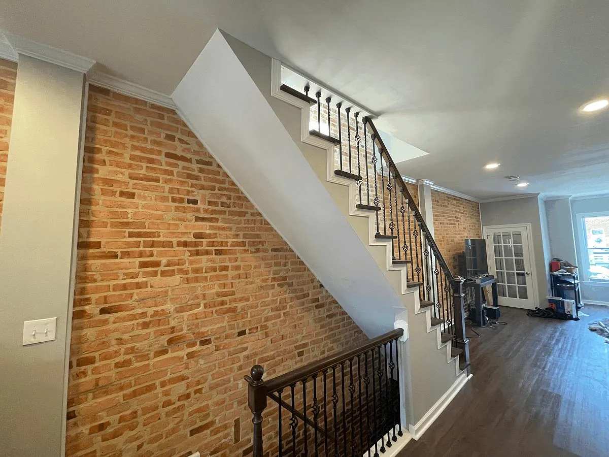 Building Photo - 124 S Highland Ave