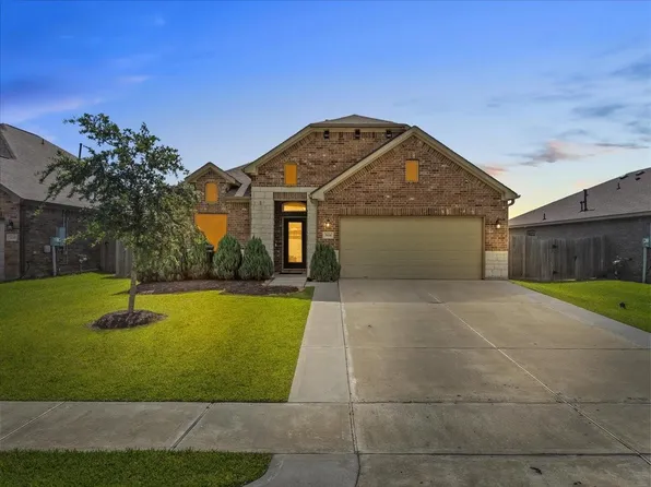 3114 Royal Albatross Dr, Texas City, TX 77590