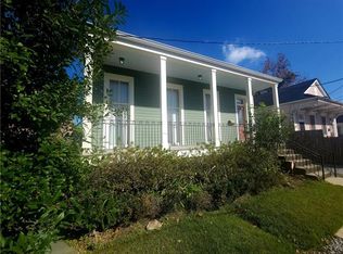 8715 Willow St, New Orleans, LA 70118