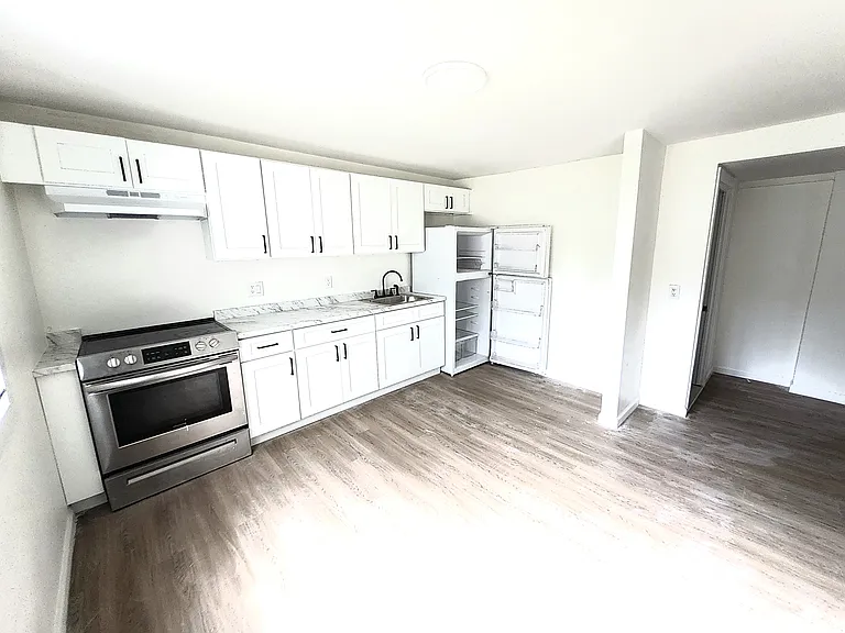 12 Hay St #1 — Photo 4