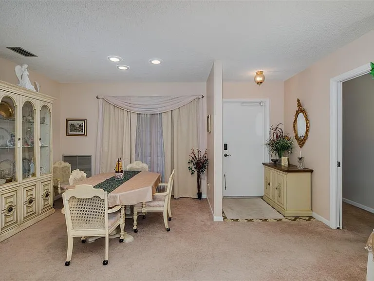 8015 San Fernando Dr — Photo 17