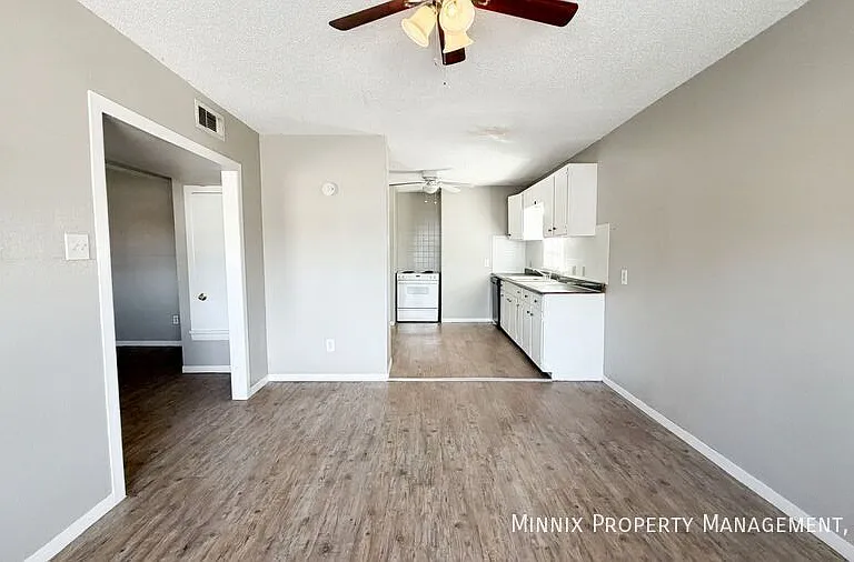 2123 18th St #2123 18TH ST FRONT — Photo 6
