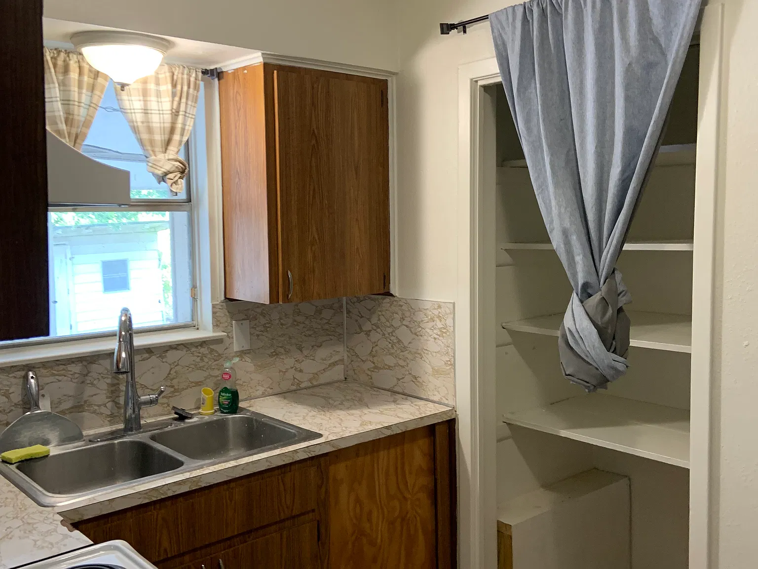 3 bed, 1350 sqft, $1,400 — Photo 4