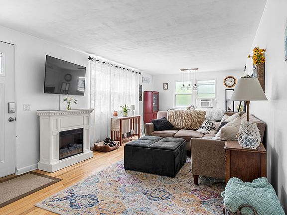 4th image of 804 Byford Blvd