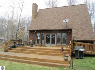 6795 Rainbow Lake Rd NE, Mancelona, MI 49659