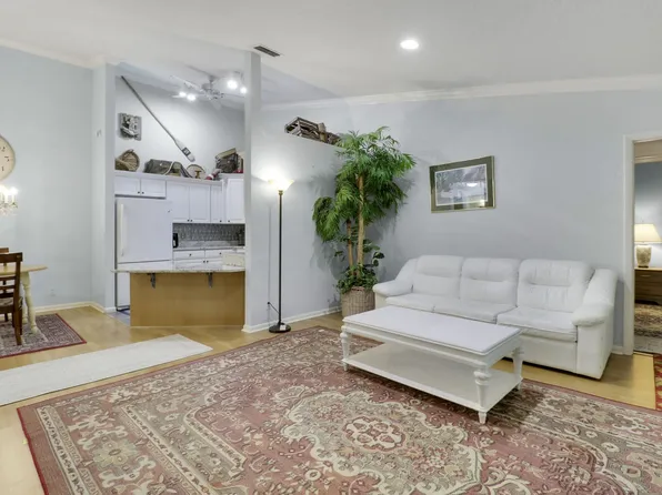 6520 Chasewood Dr APT H, Jupiter, FL 33458
