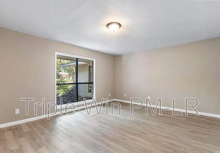 9914 Pinnacle Valley Rd — Photo 27