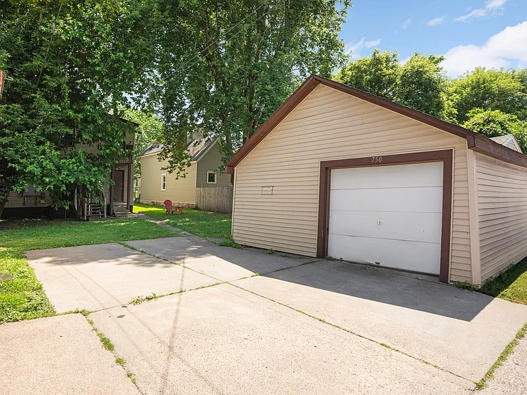 750 Buchanan St NE #1 — Photo 21