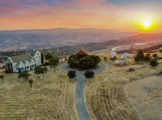 16650 Finley Ridge Rd, Morgan Hill, CA 95037