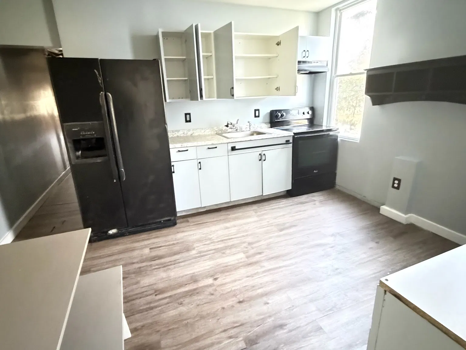 2 bed, $1,100 — Photo 2