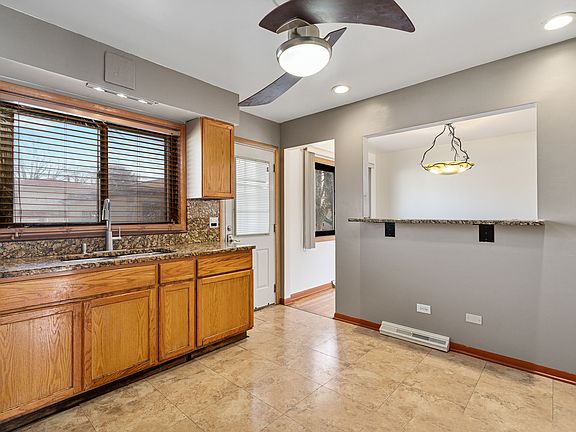 4th image of 125 Mildred Ln